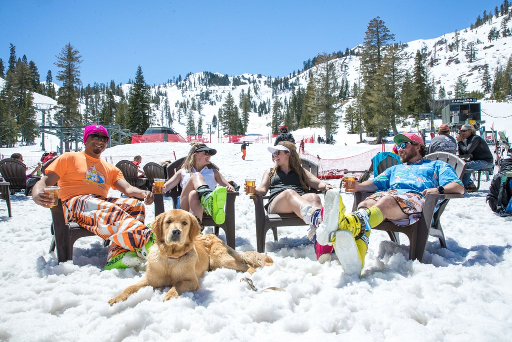 Palisades Tahoe_Spring Lunch Break_(c): Palisades Tahoe