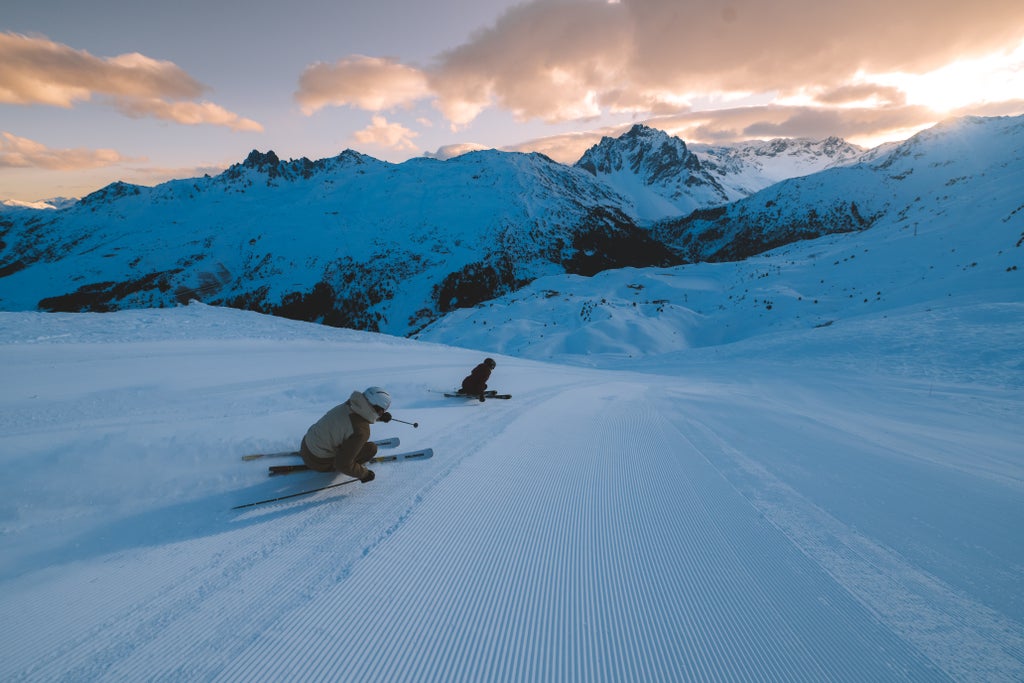Meribel_Skiers Race_Tougnete_(c): Arthur Bertrand