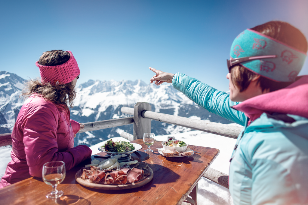 Verbier_Lunch with a view_(c): Valais Wallis Promotion - David Carlier