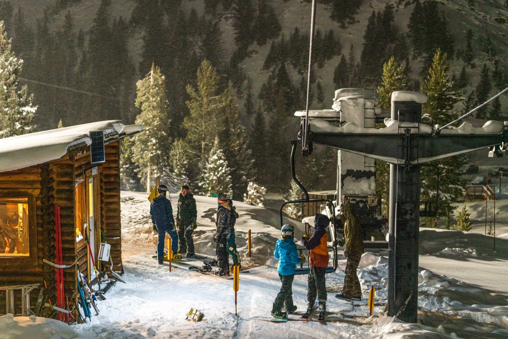 Sleeping Giant_Night Ski Lifts _(c): Travis Gass