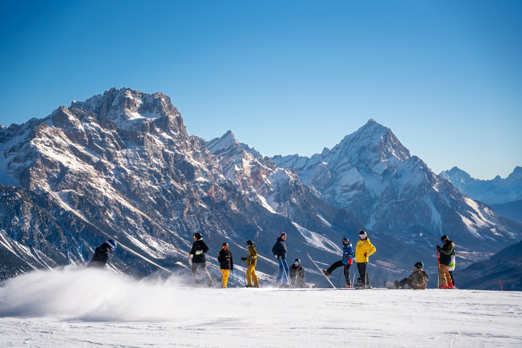 Cortina d'Ampezzo_Sunny Slope_(c): manazproductions