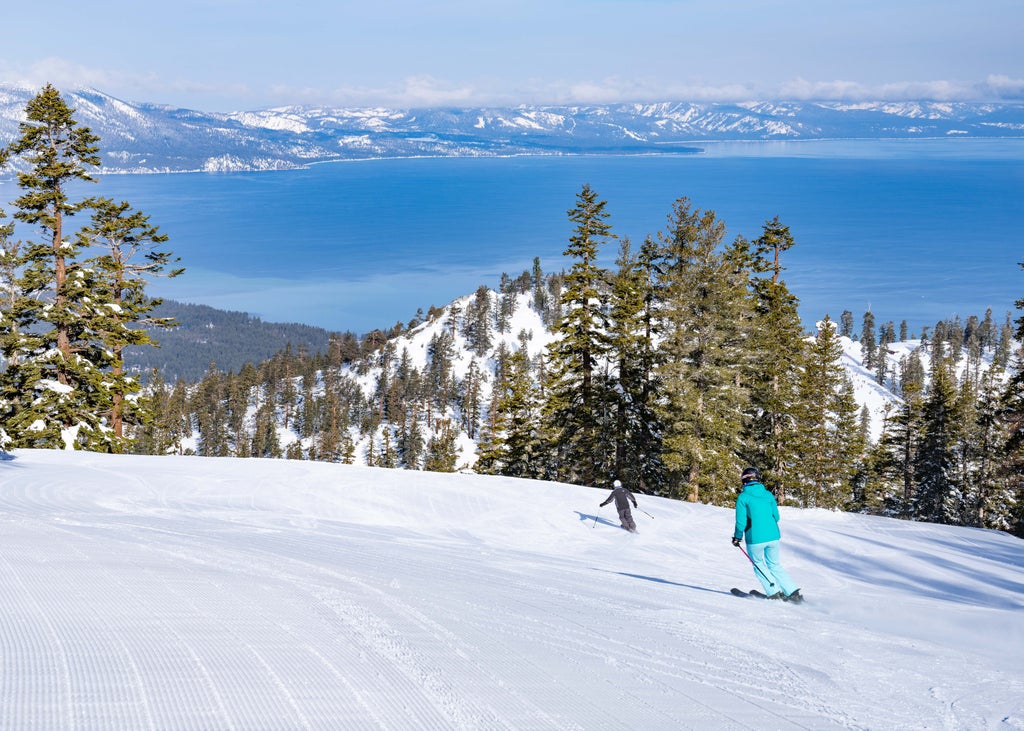 Heavenly Mountain_Skiing_Lake Tahoe View_(c): Jack Morris