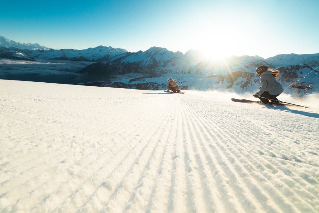 Courchevel_Friends Morning Ski_(c): Arthur Bertrand