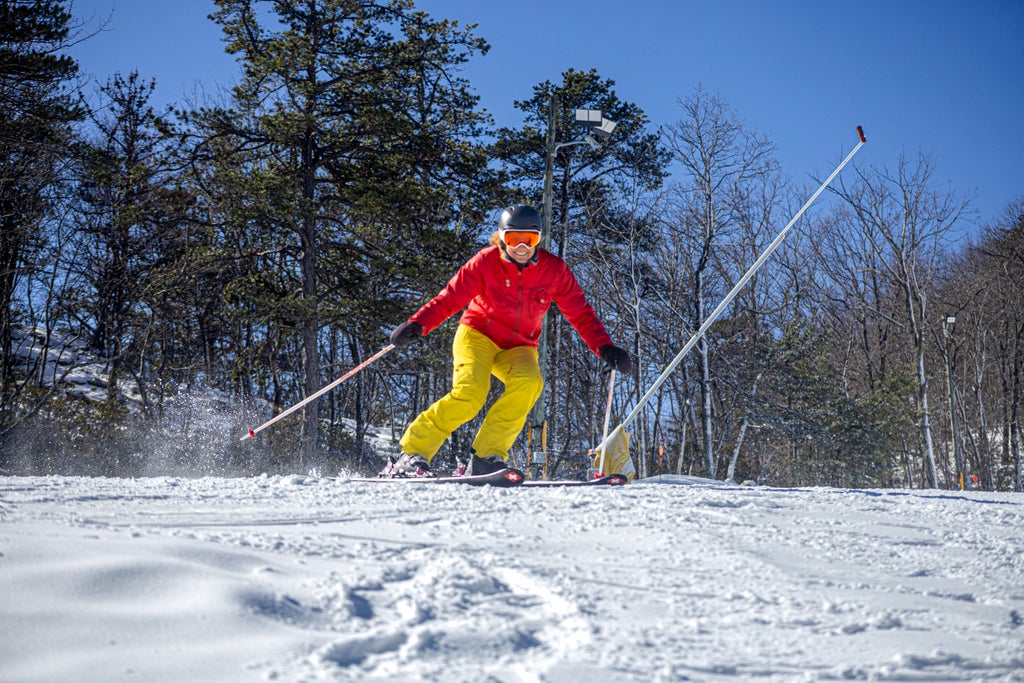 Massanutten_Woman Skiing Smile_(c): Massanutten Resort