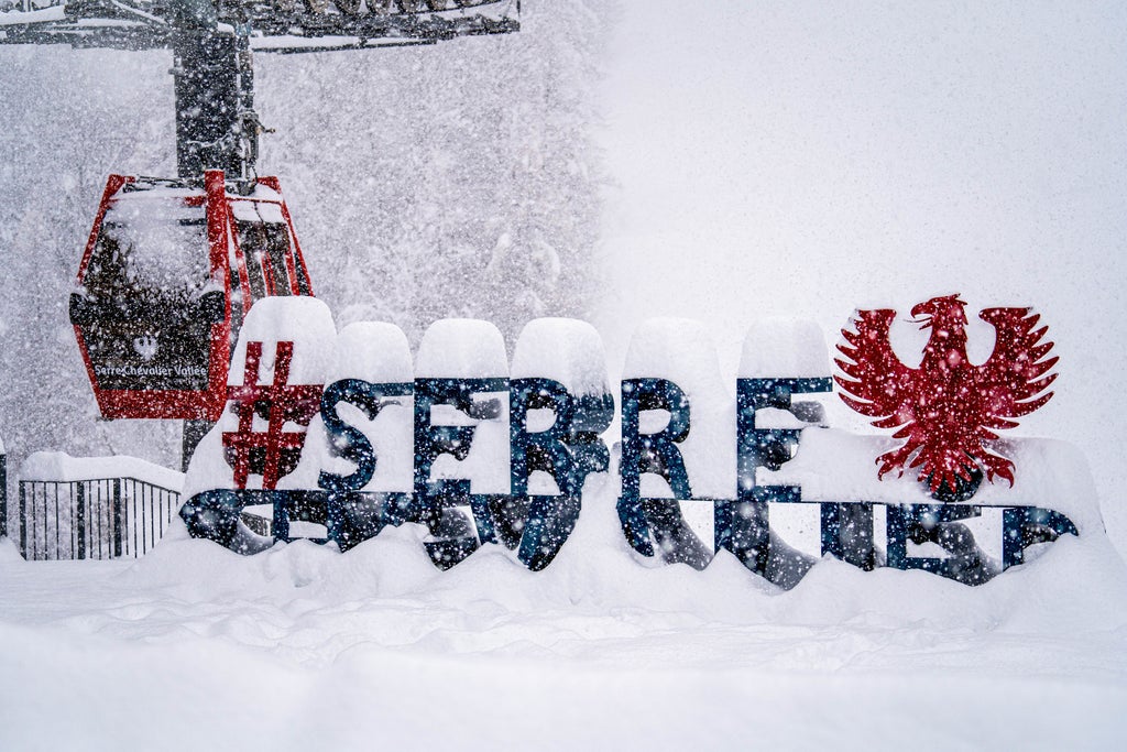 Serre Chevalier_Heavy Snowfall_Landmark_(c): Arthur Quere