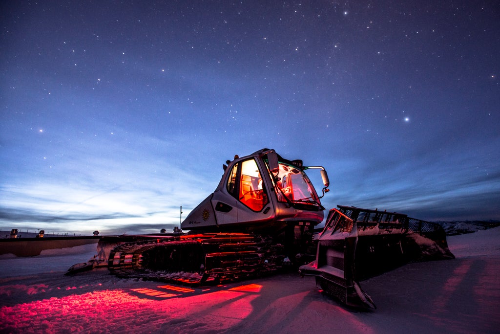 Sun Valley_Snowcat grooming at night_(c): Sun Valley Resort