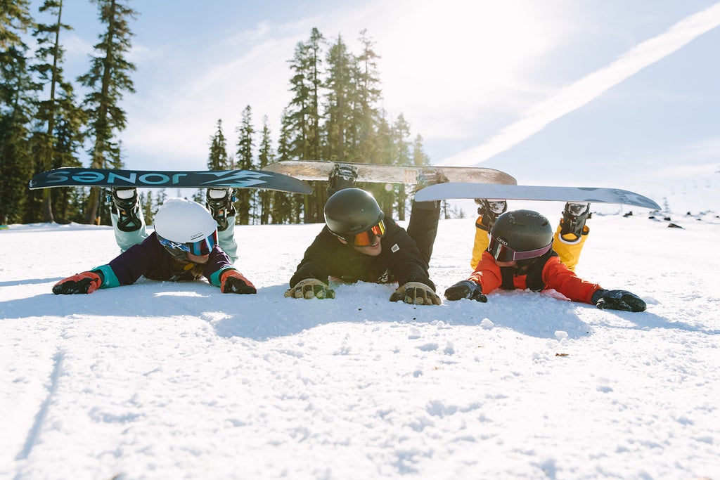 Sierra-at-Tahoe_Snowboard Break Playtime_(c): Courtney Aaron Photography
