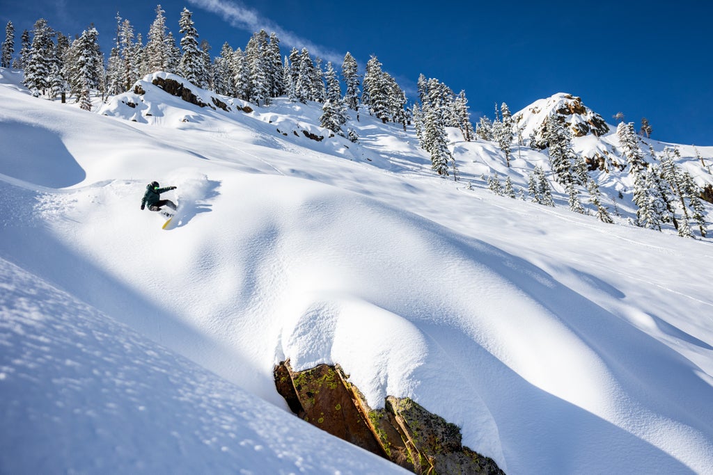 Bear Valley_Off-Piste Snowboard Freestyle_(c): Bear Valley Mountain Resort