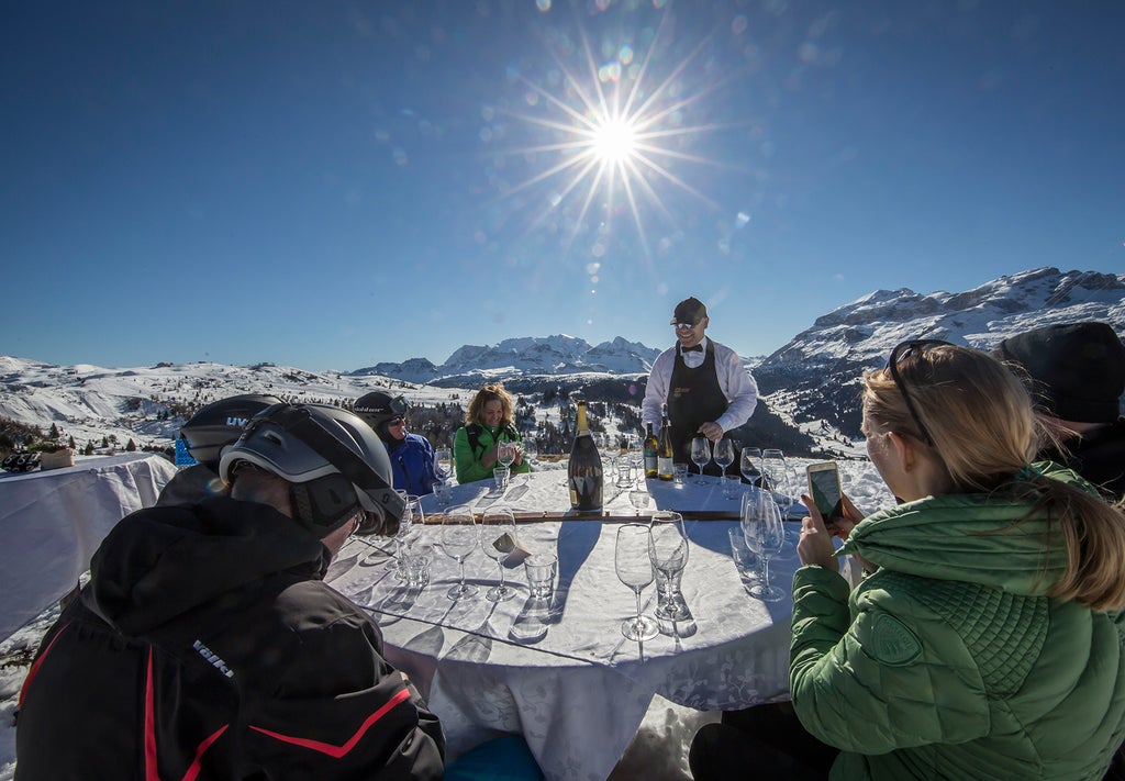 Alta Badia Sommelier on the slopes Â©Freddy Planinschek (1)