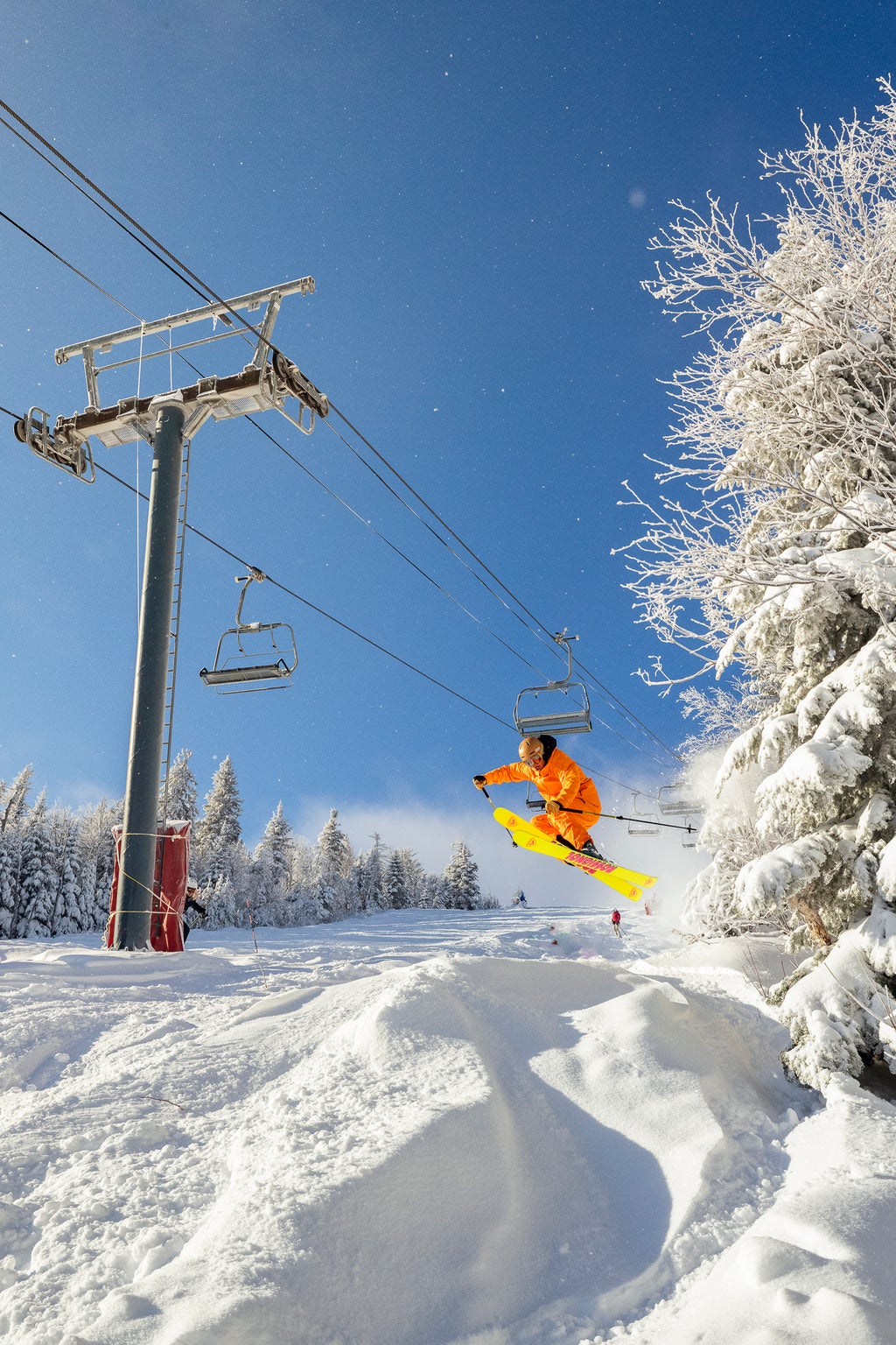 skieur-poudreuse-horizontal ©Jean-Sébastien Chartier Plante