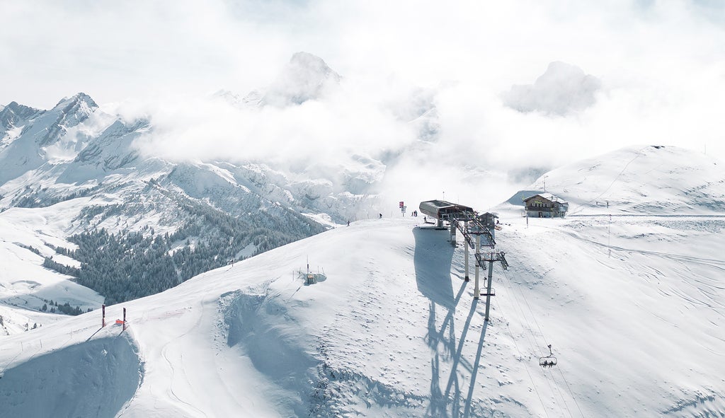 Le Grand Bornand_Chairlift Above the Clouds_(c): J. Cathala - Le Grand-Bornand Tourisme