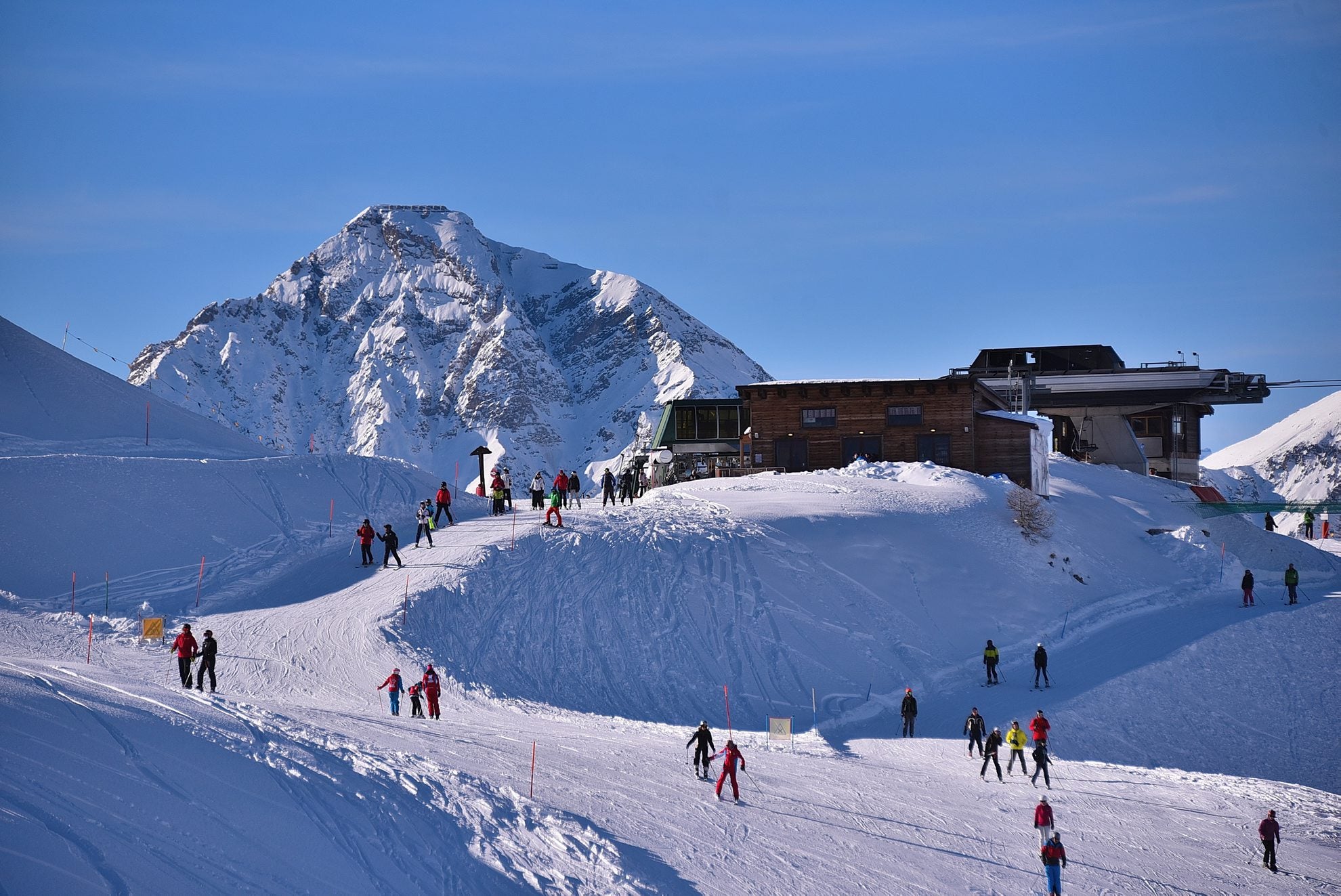 Sestrière: piste iconiche, attività outdoor e divertimento per tutti