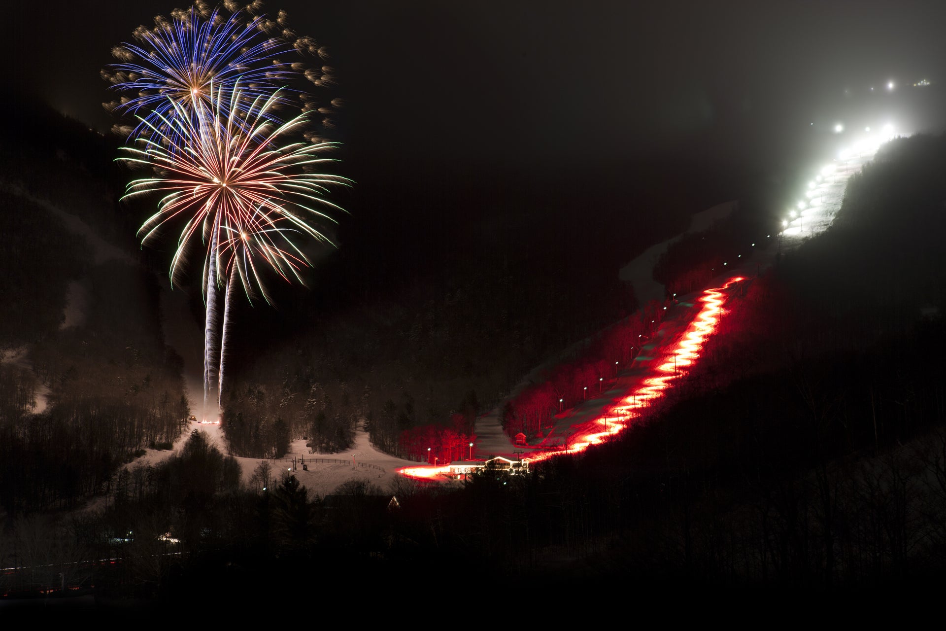 Schneesichere Skigebiete für die Feiertage: Silvester in den Bergen