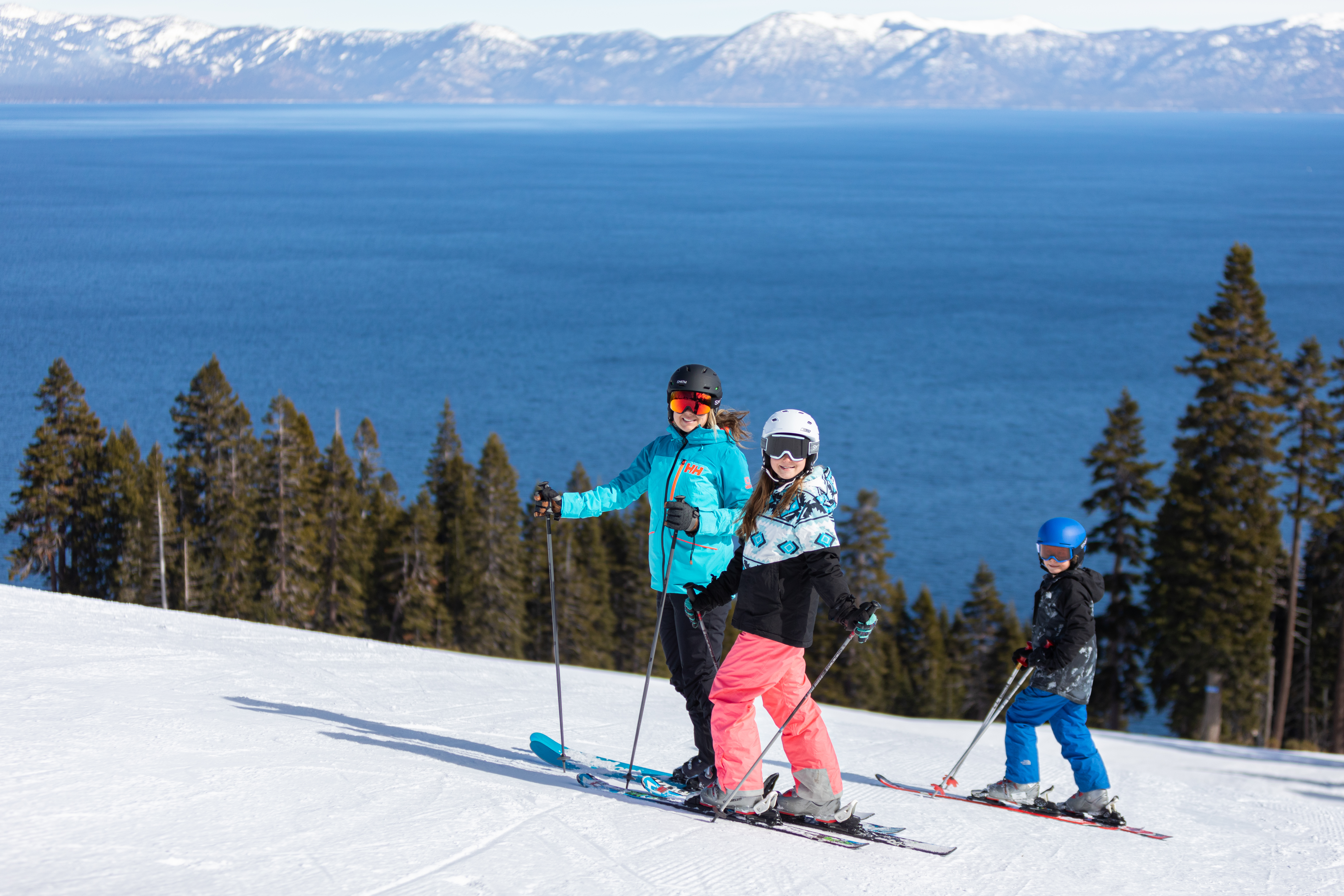 Skiing near San Francisco is a uniquely rewarding experience due to its proximity to several world-class resorts and Lake Tahoe, the largest alpine lake in North America. You can be skiing some of North America’s most renowned ski resorts in as little as three hours from San Francisco. Don’t have a car? Consider taking Amtrak’s
