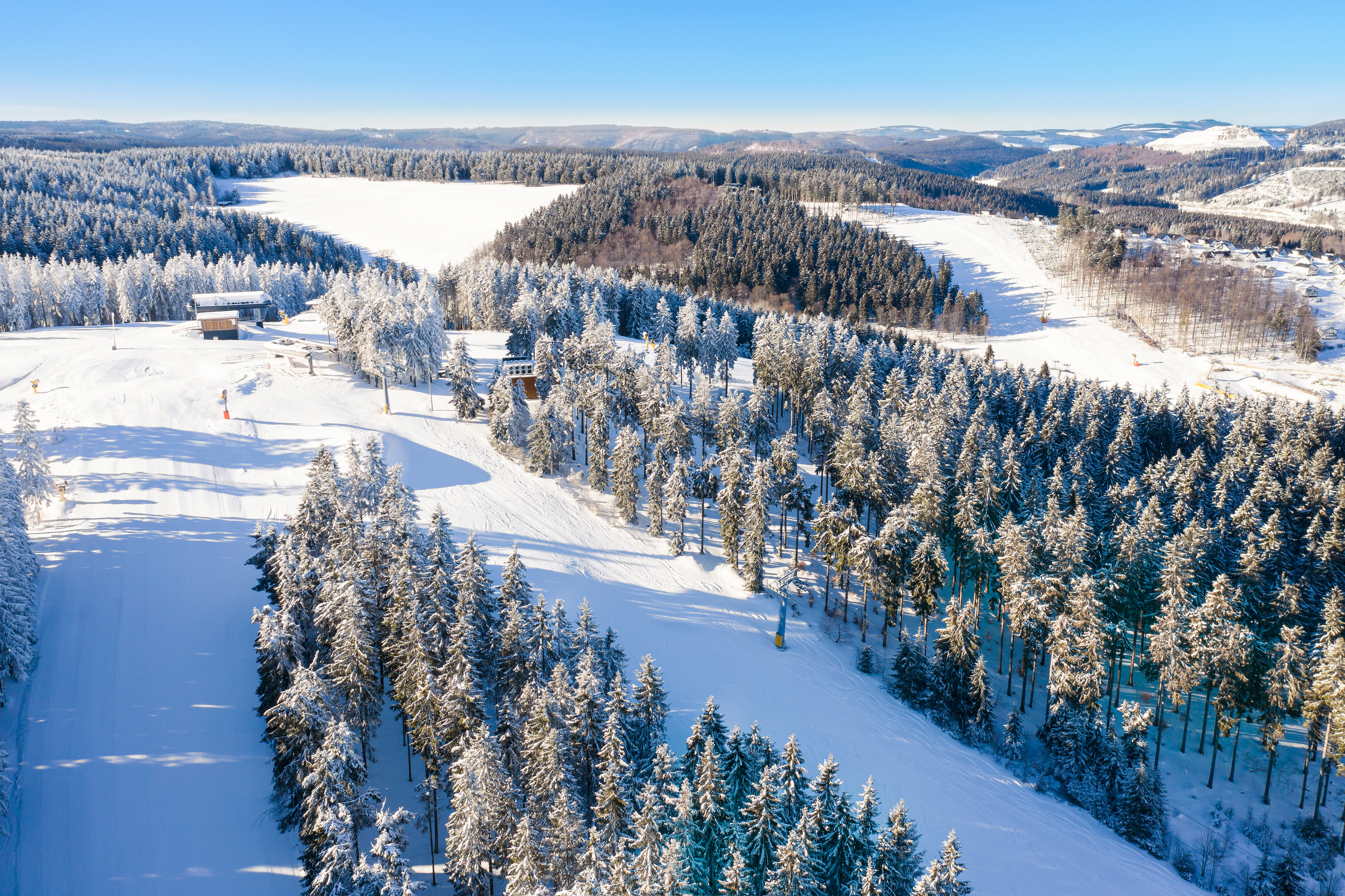 Skifahren im Sauerland: Pistenkilometer, Tipps und Skigebiete