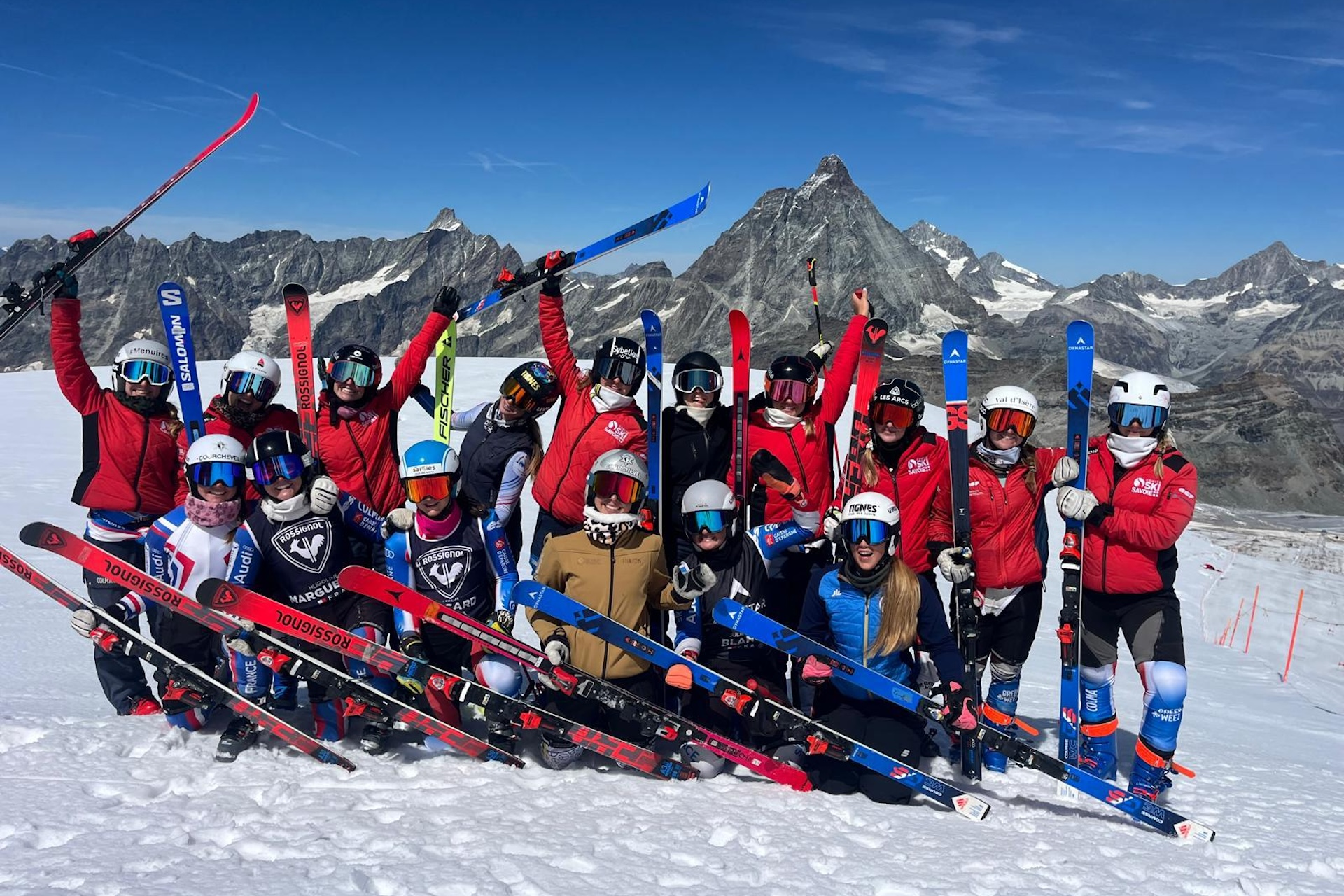 Carré Neige : bien plus qu’une simple assurance ski — un pilier du ski savoyard