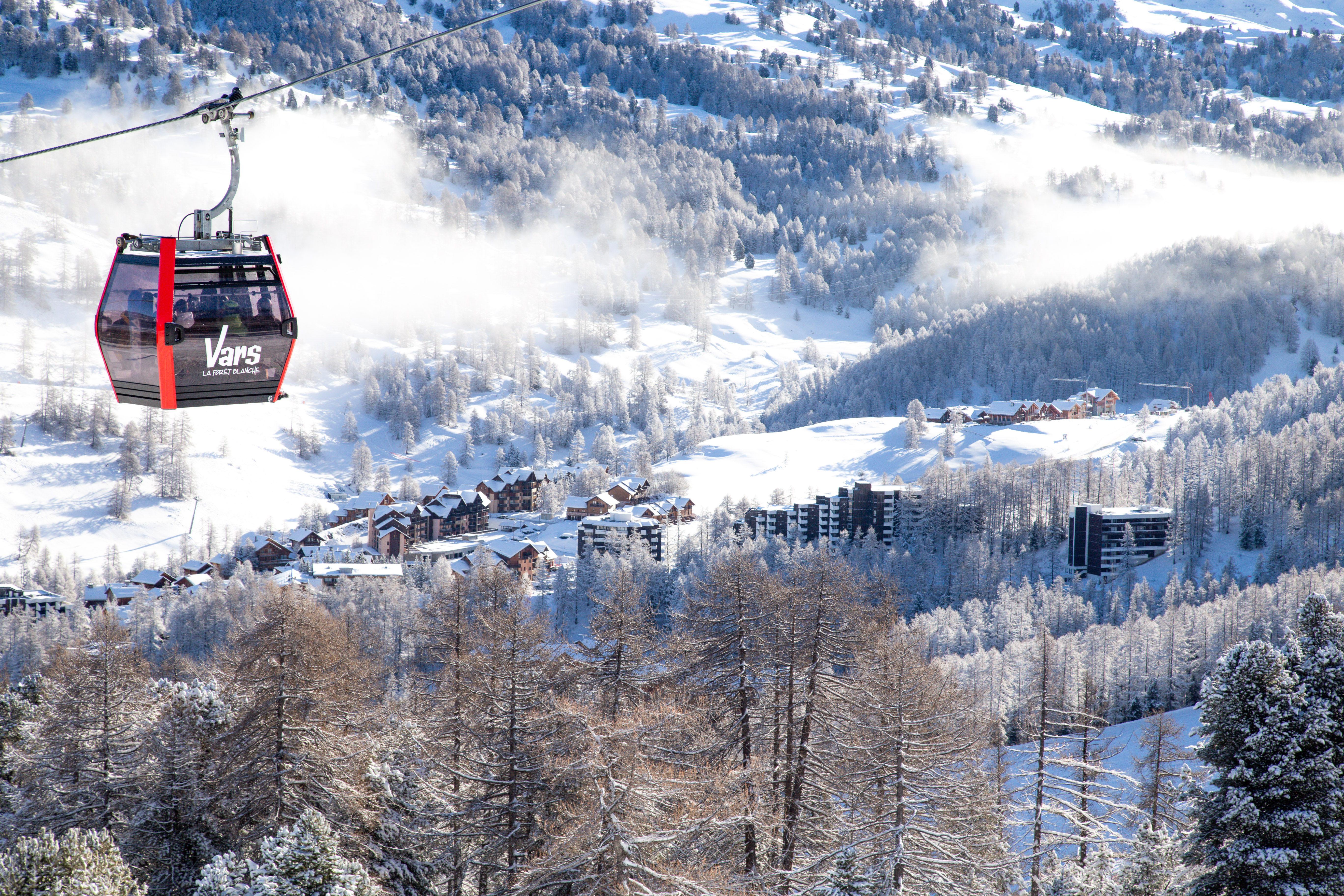 Vars accélère : des remontées plus rapides, plus de ski et une saison pleine de rendez-vous !