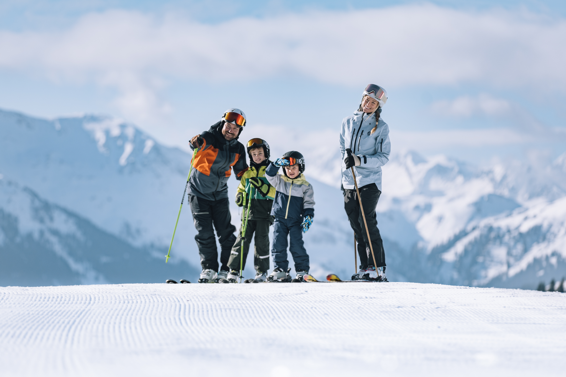 Familien Skiurlaub: Zum ersten Mal auf der Piste für die ganze Familie