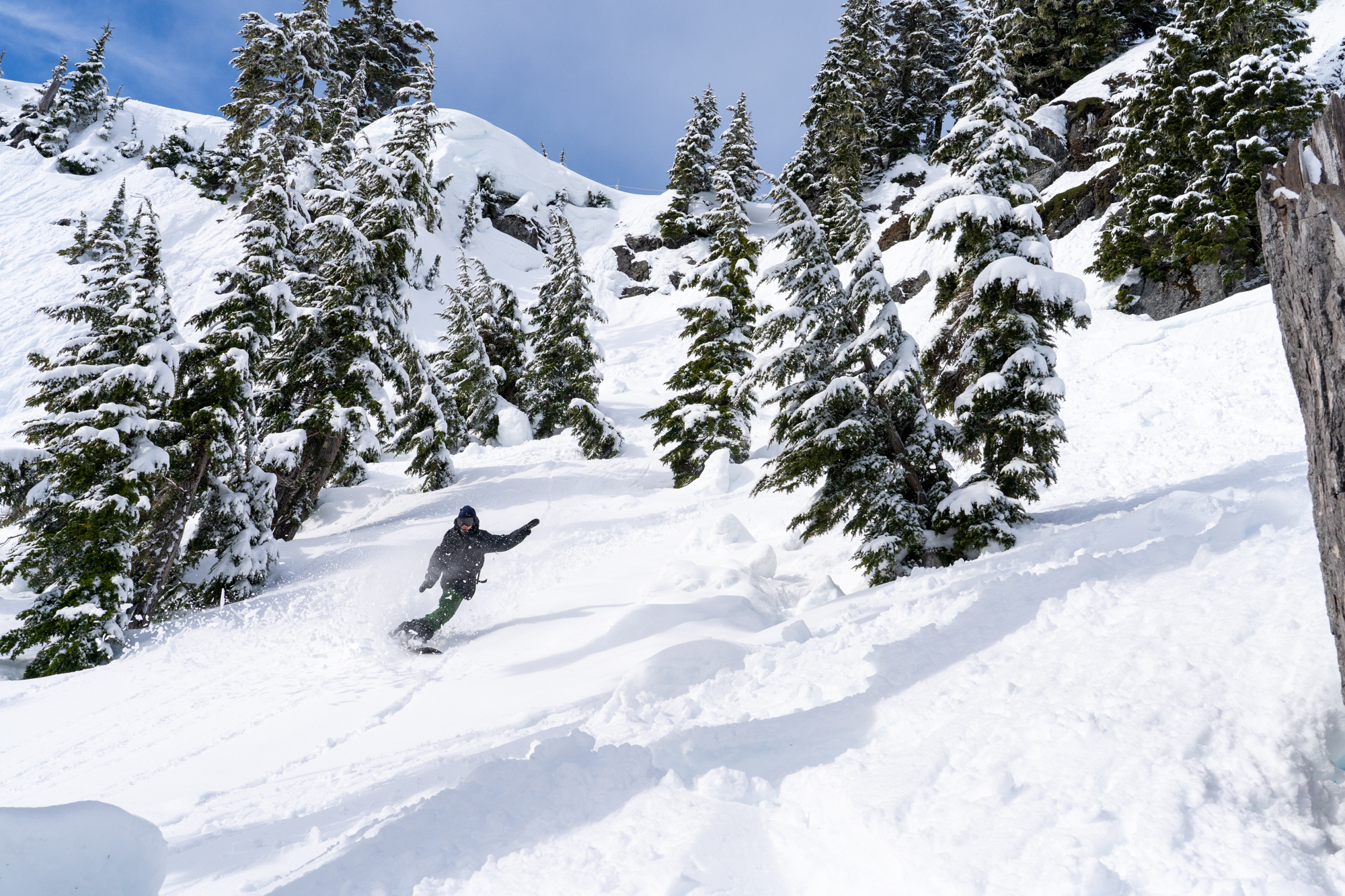 Powder days are what skiers and snowboarders live for during the winter. However, timing a ski trip around good ski conditions, and especially timing it on a powder day, is easier said than done. The percentage of powder days that a ski resort has, even in the snowiest destinations, is pretty low in comparison to
