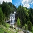 Nel cuore delle Alpi italiane, il Trentino si svela come una destinazione capace di regalare esperienze autentiche di benessere, immerse in una natura incontaminata. Non è solo vacanza, ma un viaggio sensoriale tra suoni, profumi e paesaggi rigeneranti, dove ogni dettaglio concorre a risvegliare corpo e mente. Qui, il relax diventa una forma di connessione
