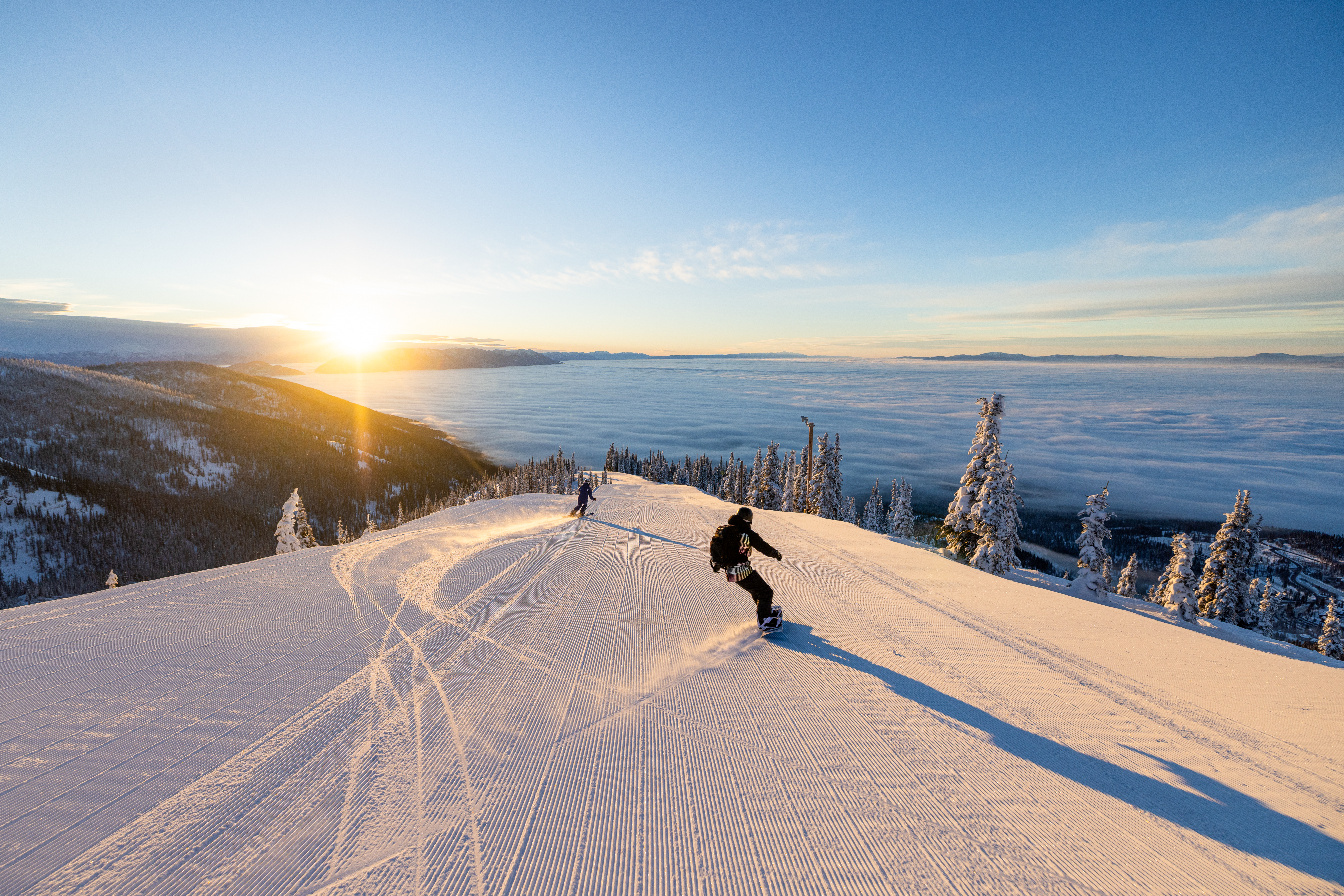Sommer Skifahren in Europa: Die besten Skigebiete für warme Tage
