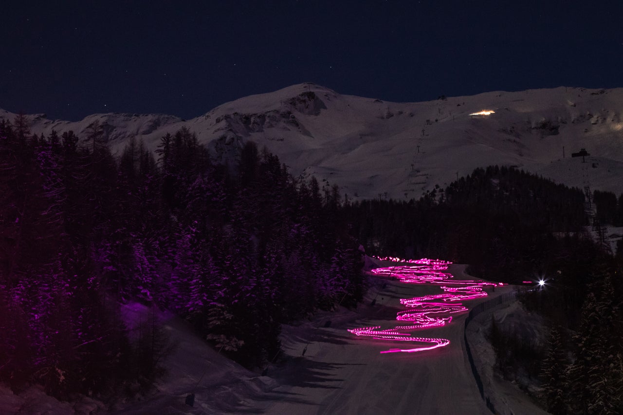 I Light Pila 2025: torna l’appuntamento con la fiaccolata solidale sulla neve