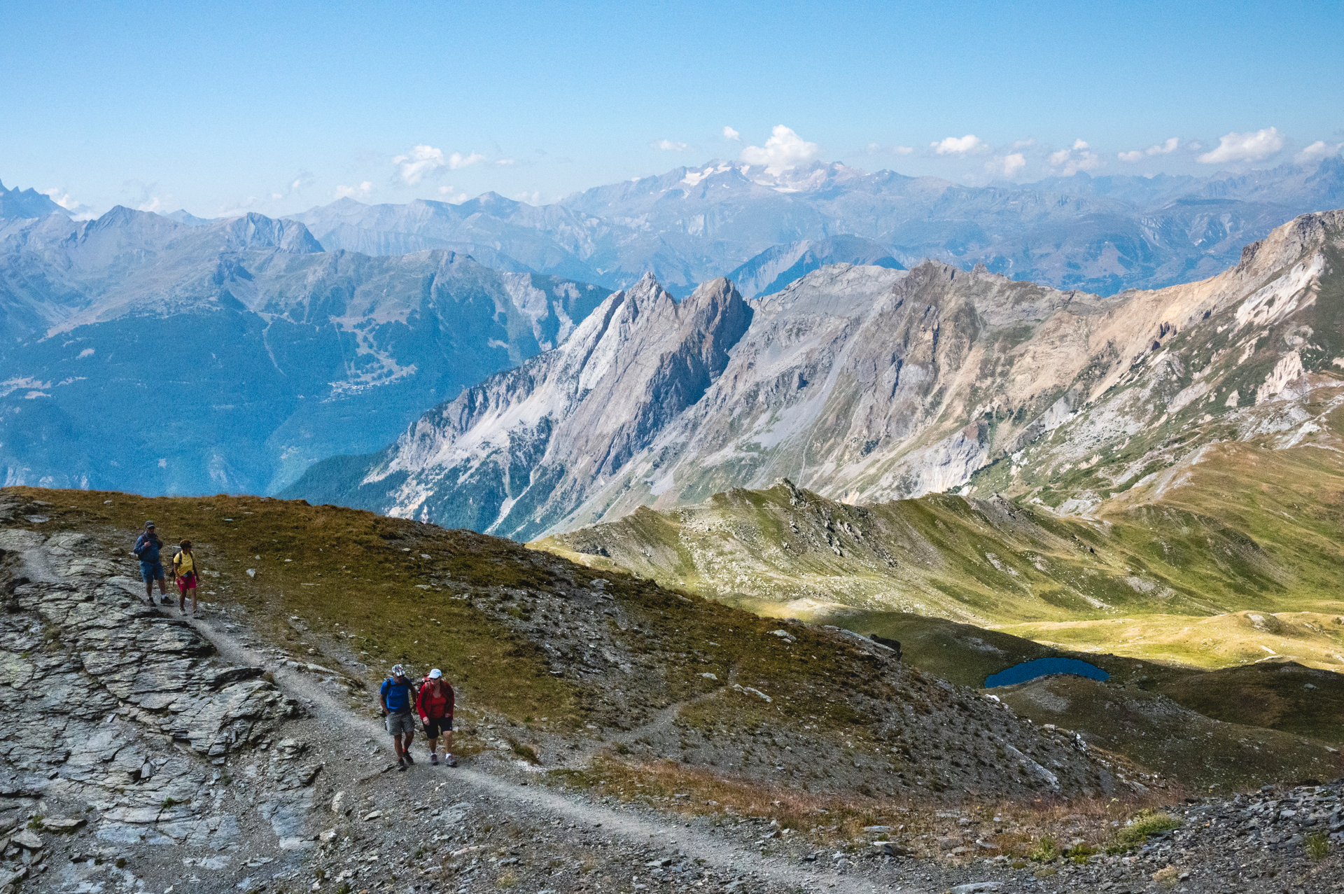 Les Grandes Stations de Montagne Françaises : Paradis Estivaux des Alpes