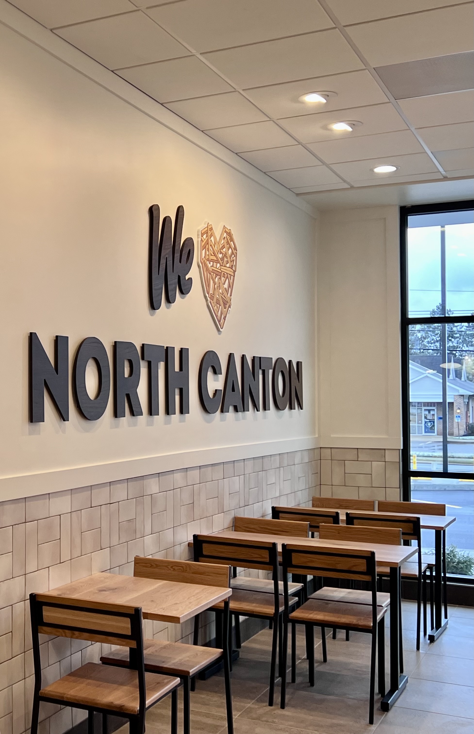Wendy's - North Canton - Dining Room 2