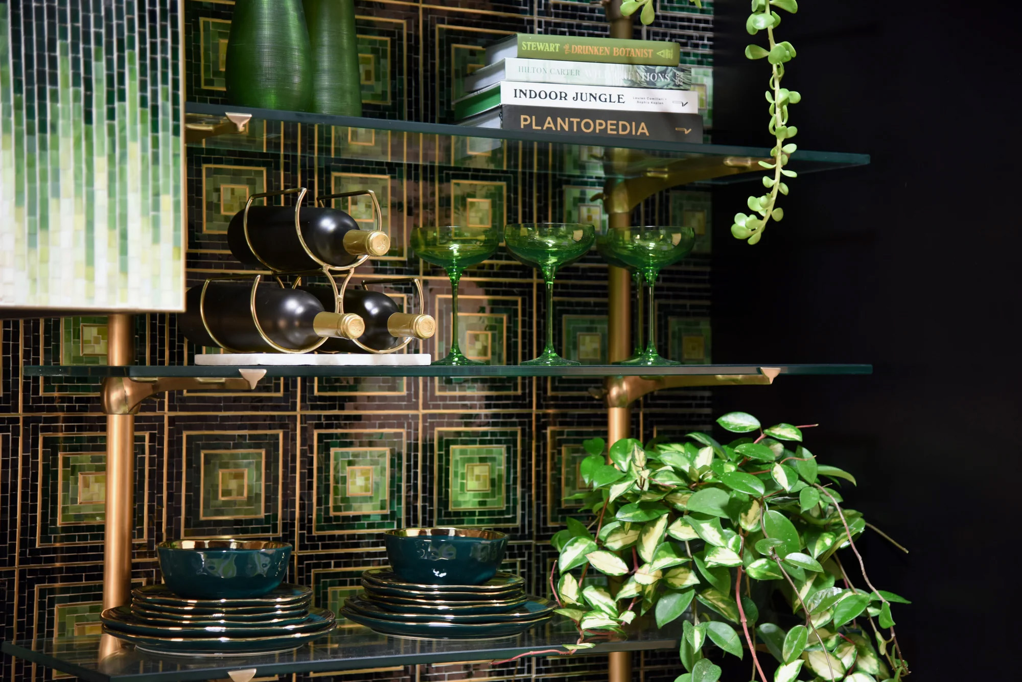 Product image for Hip 2B Square