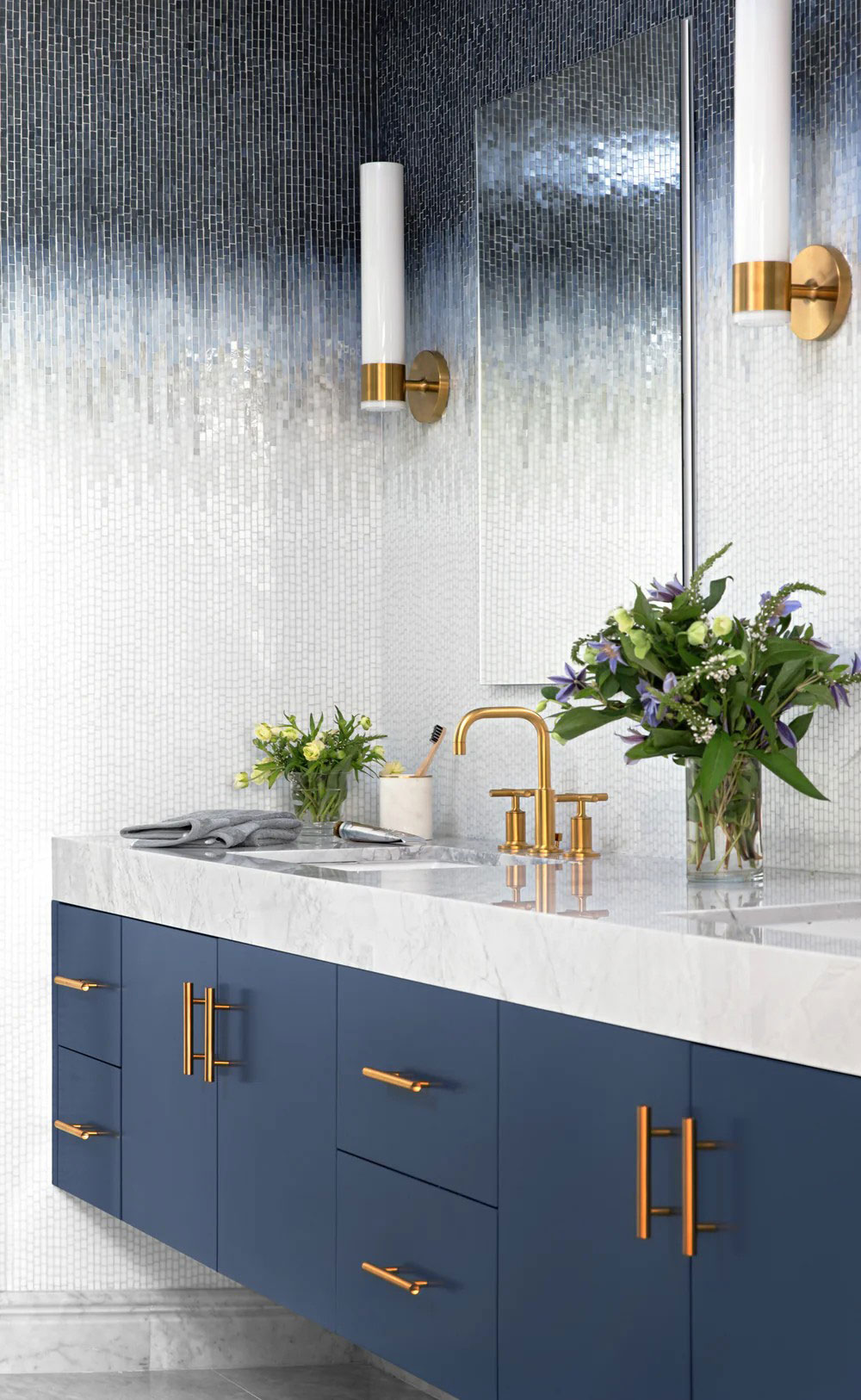 T-279219-JGB-OMGR-MOSGLASS-6X21-GLS-room03