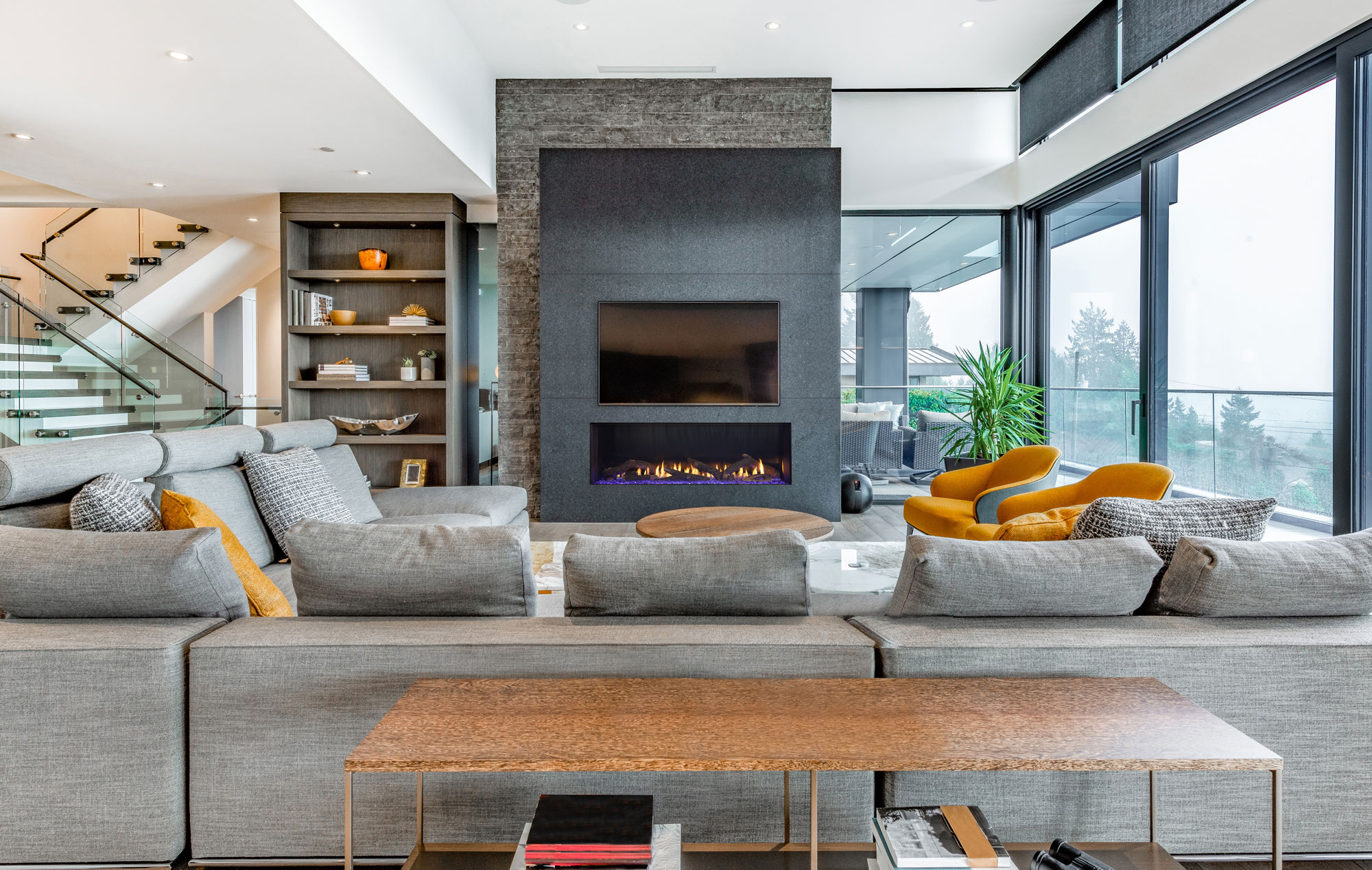PRIMO-II 60 OakLogs FlutedGlass High-Res