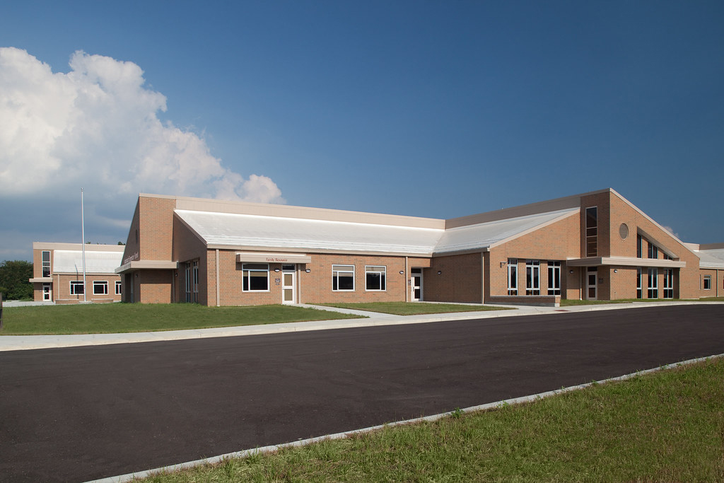 NUTMEG FULL RANGE VELOUR