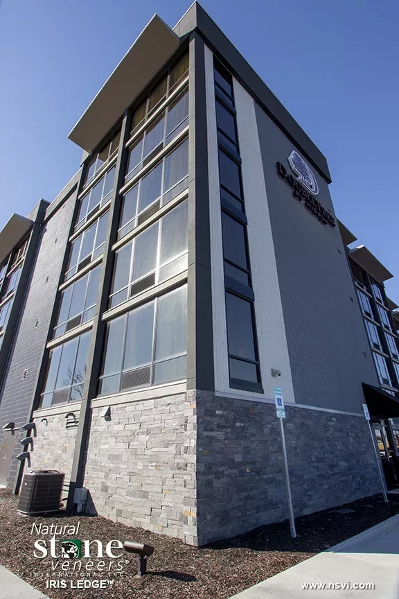 Dimensional Ledgestone Iris Ledgestone