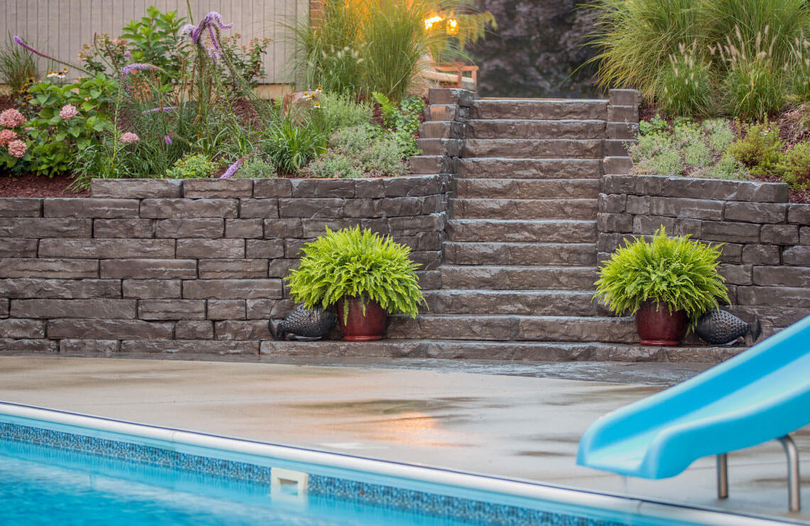 Kodah Wall and Columns