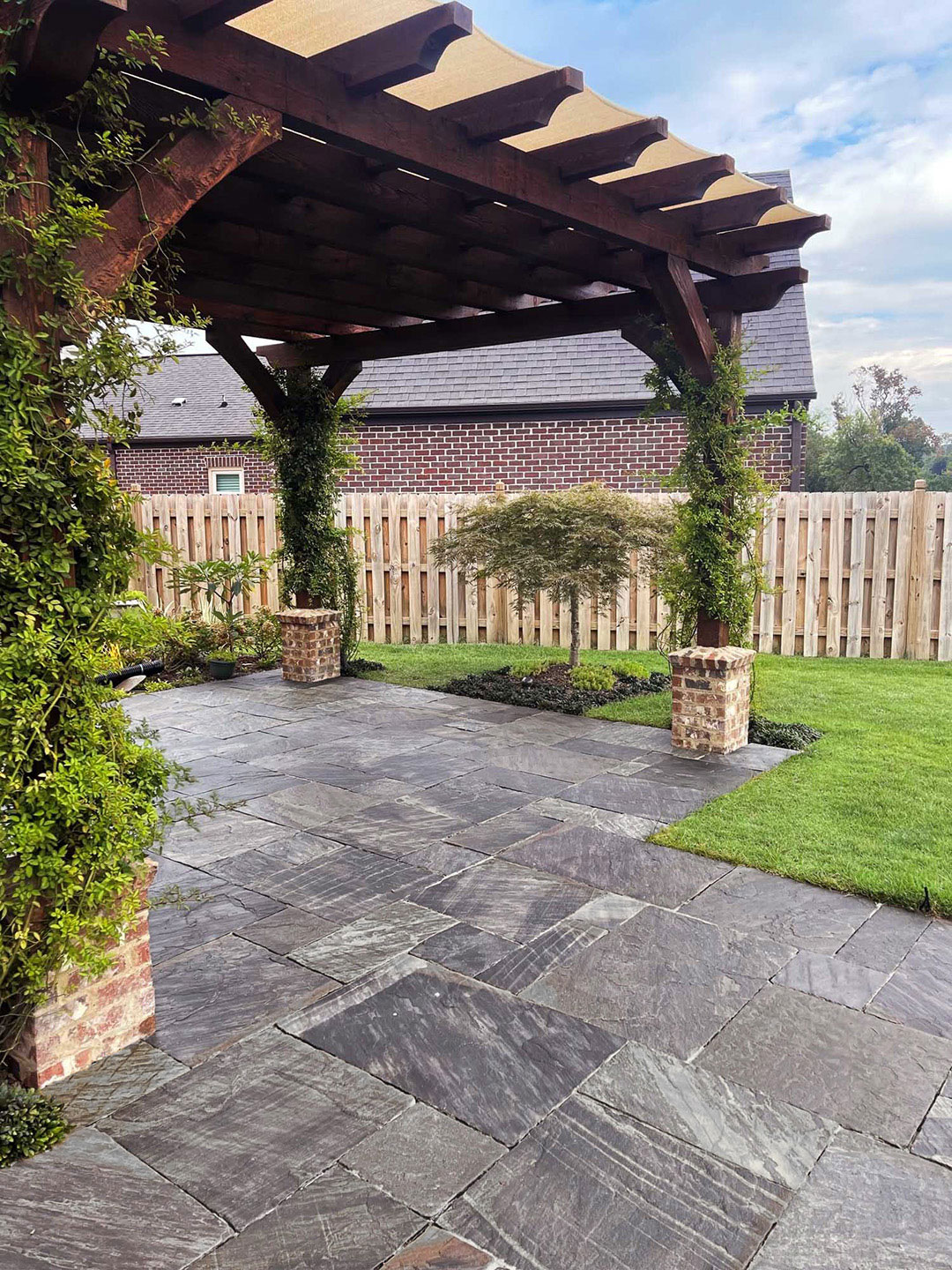 Stratus 24x24 Classic Sandstone Paver