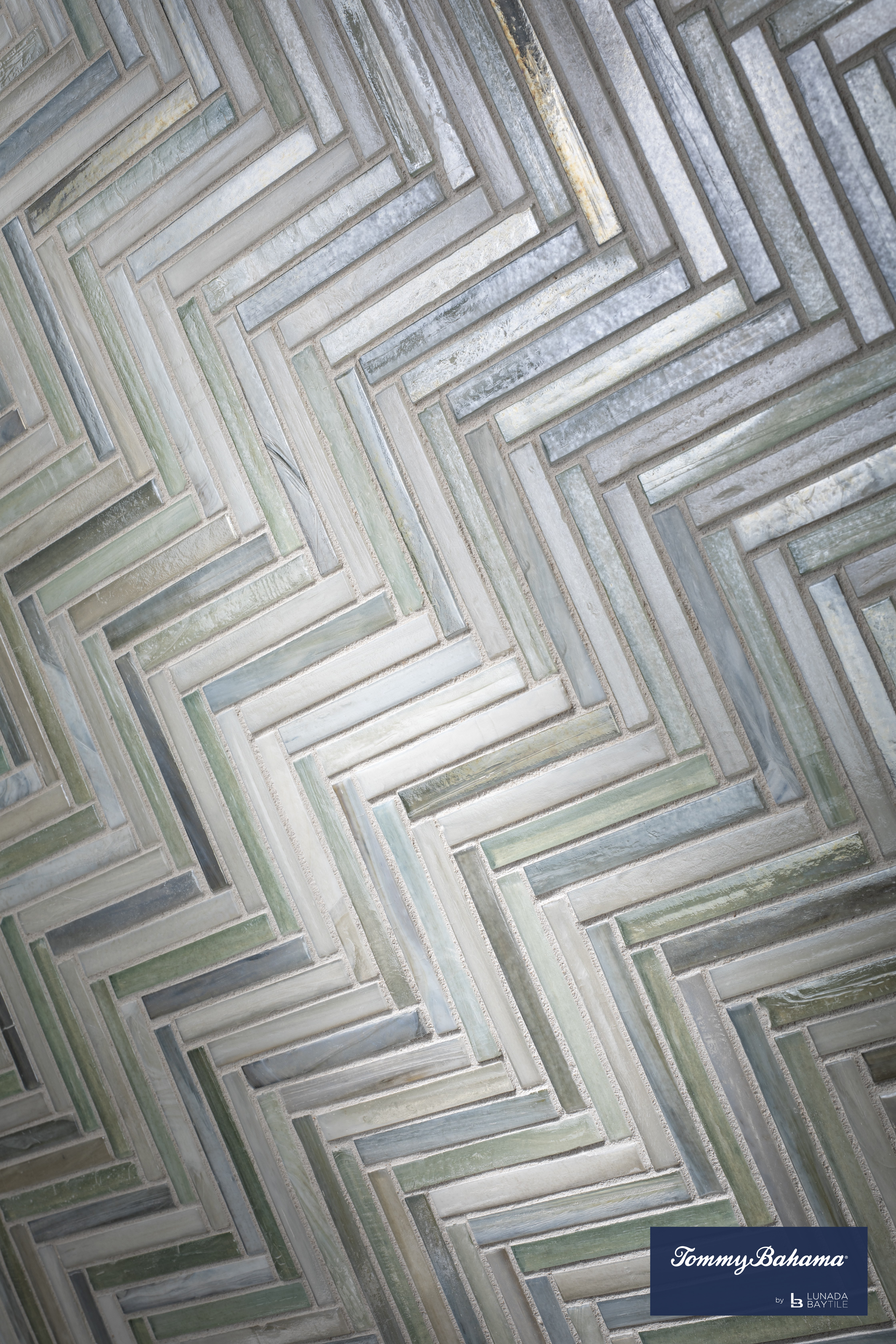 Tommy Bahama Glass Blends