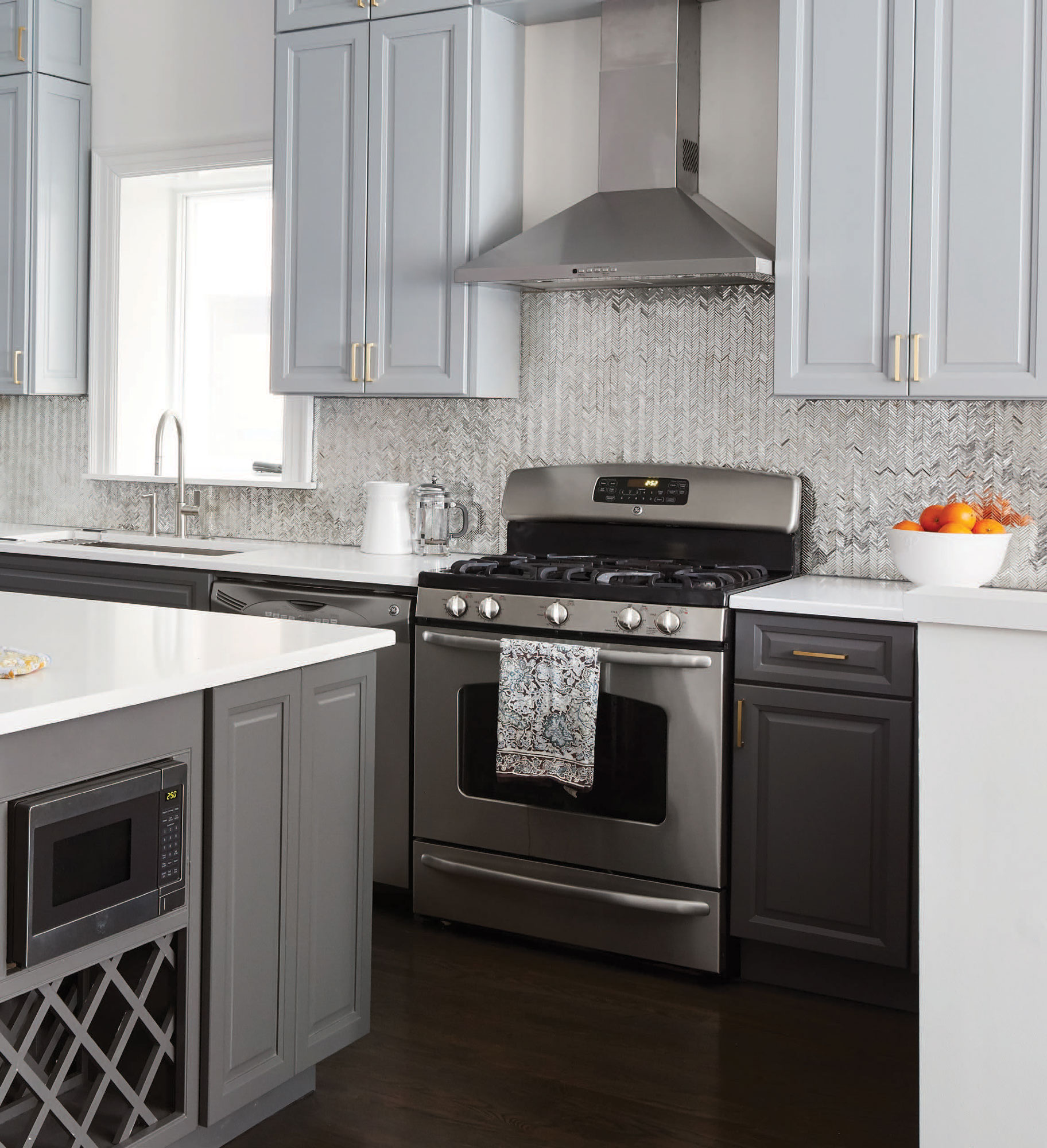 Product image for Hip Herringbone Mirror Mosaic