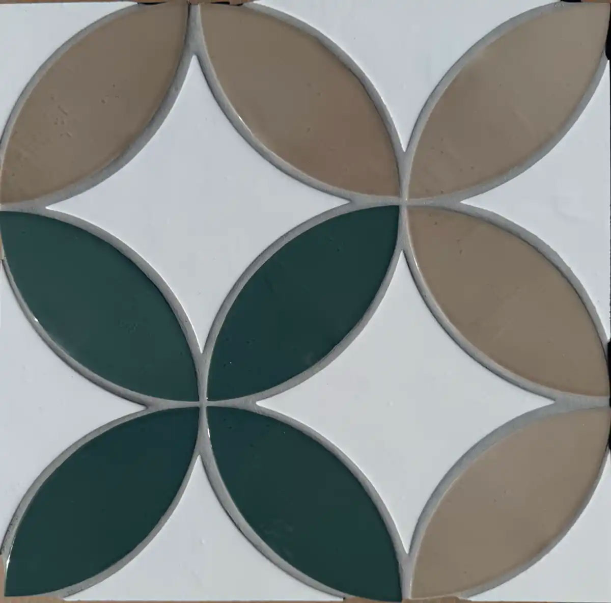 Putty Aegean-Green Lumen-Gray-GlossyROOM