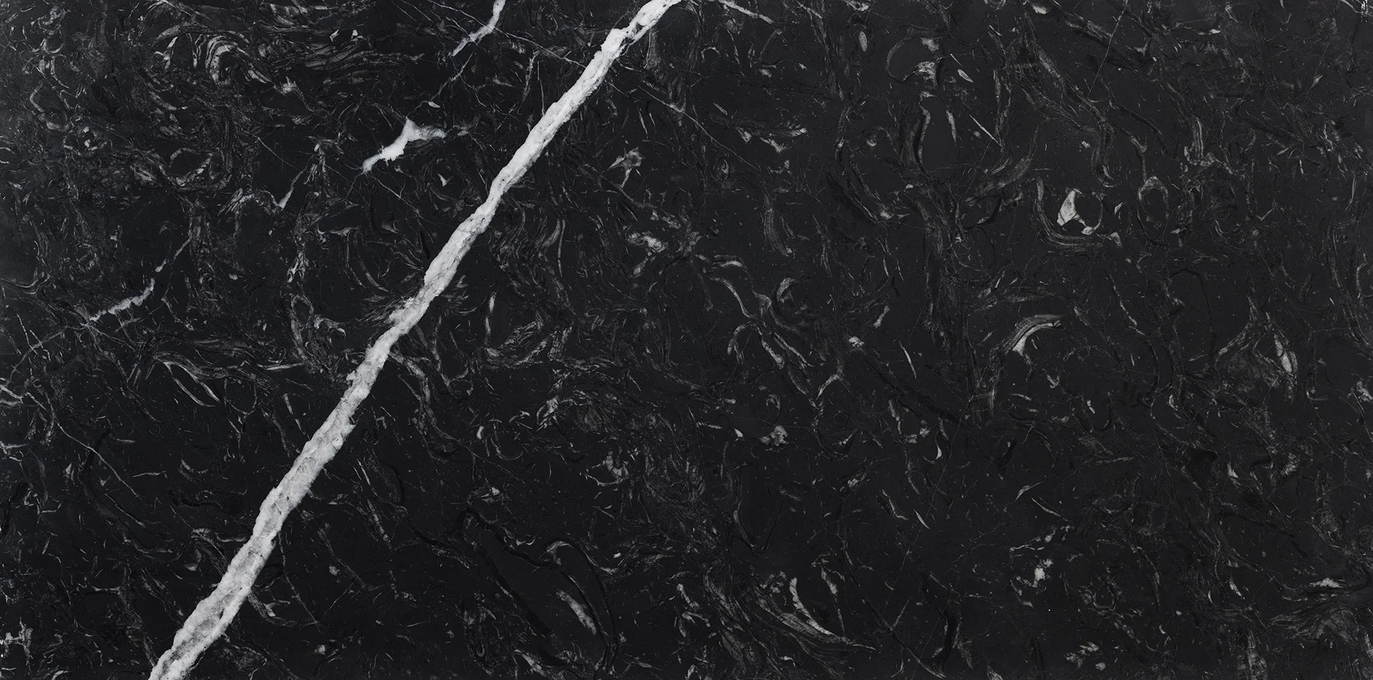 Noir Moon - T-279219-BMC-NRM-FT-18X18-POLAE