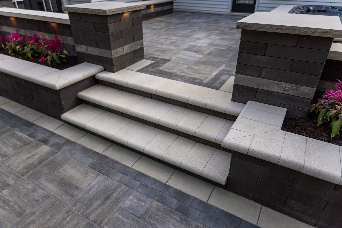 grand-crest-coping-pavers-teaser