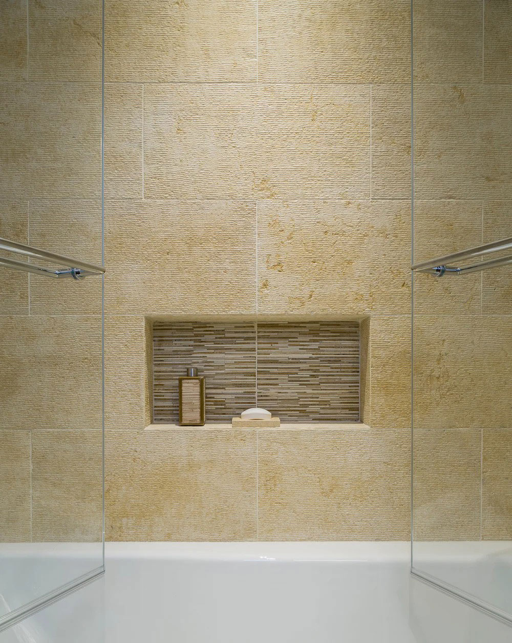 T-279219-RKD-JPL-FT-12X24XTE-MXF-room