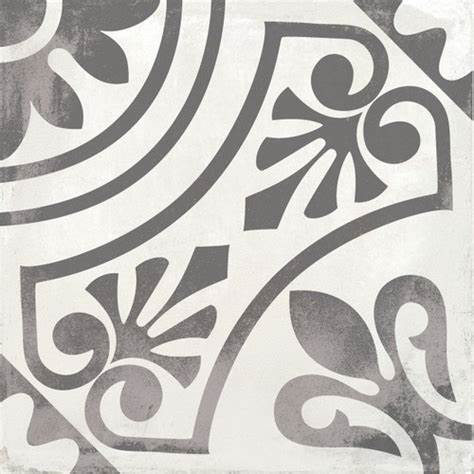 Nola - T-4520-NOLA-BLK-DTDEC-BLWH