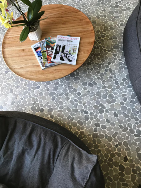 Product image for Level Pebble