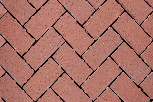 Product image for REGIMENTAL RED PERMEABLE PAVERS