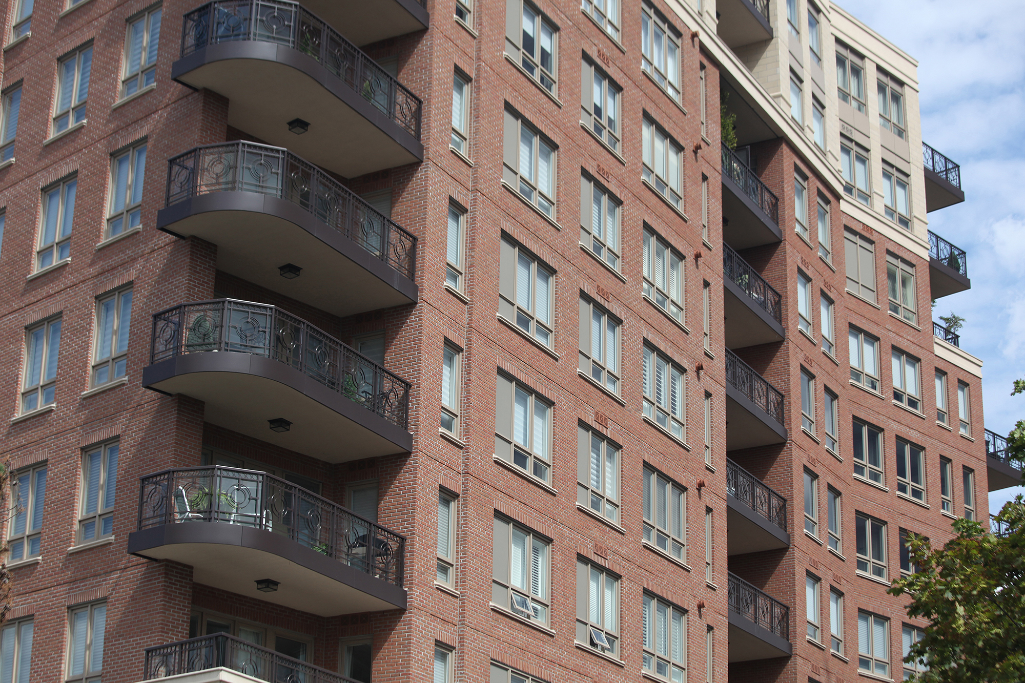 Belcrest 530 Thin Brick Flats