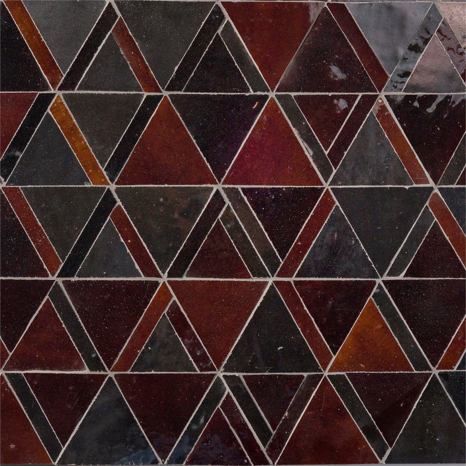 Mistral - T-145069-MSTR-LAY-WT-MOSKIL-MXF