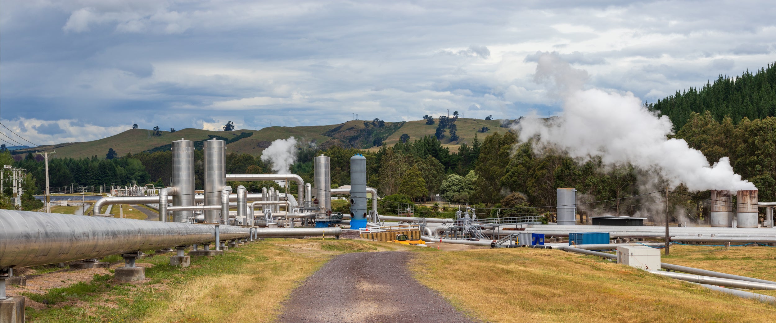 Closed-loop geothermal systems require precision drilling and ranging