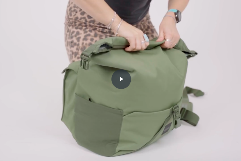 Brompton Roll Top Zip Bag Large Video