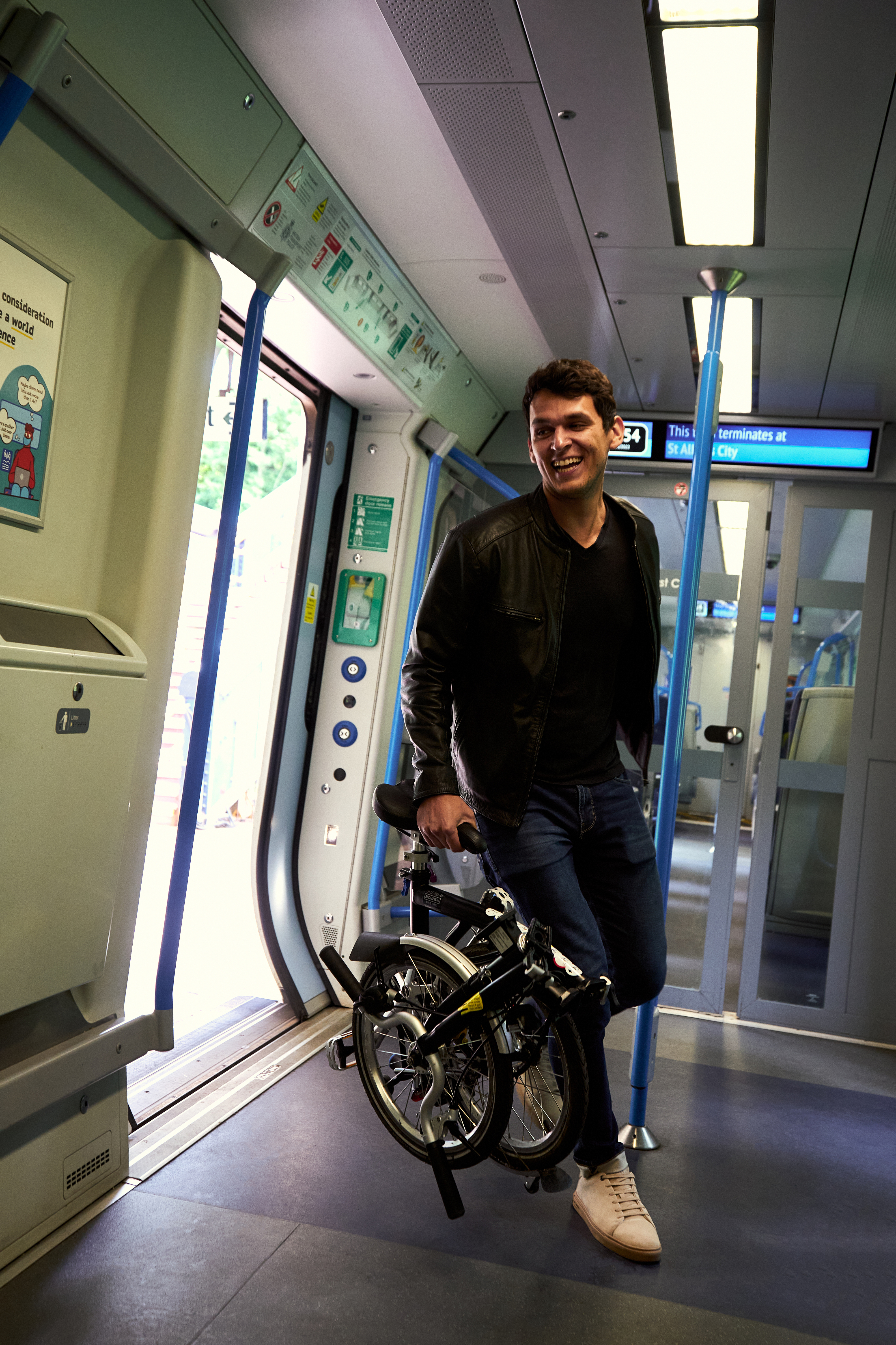 brompton riding position