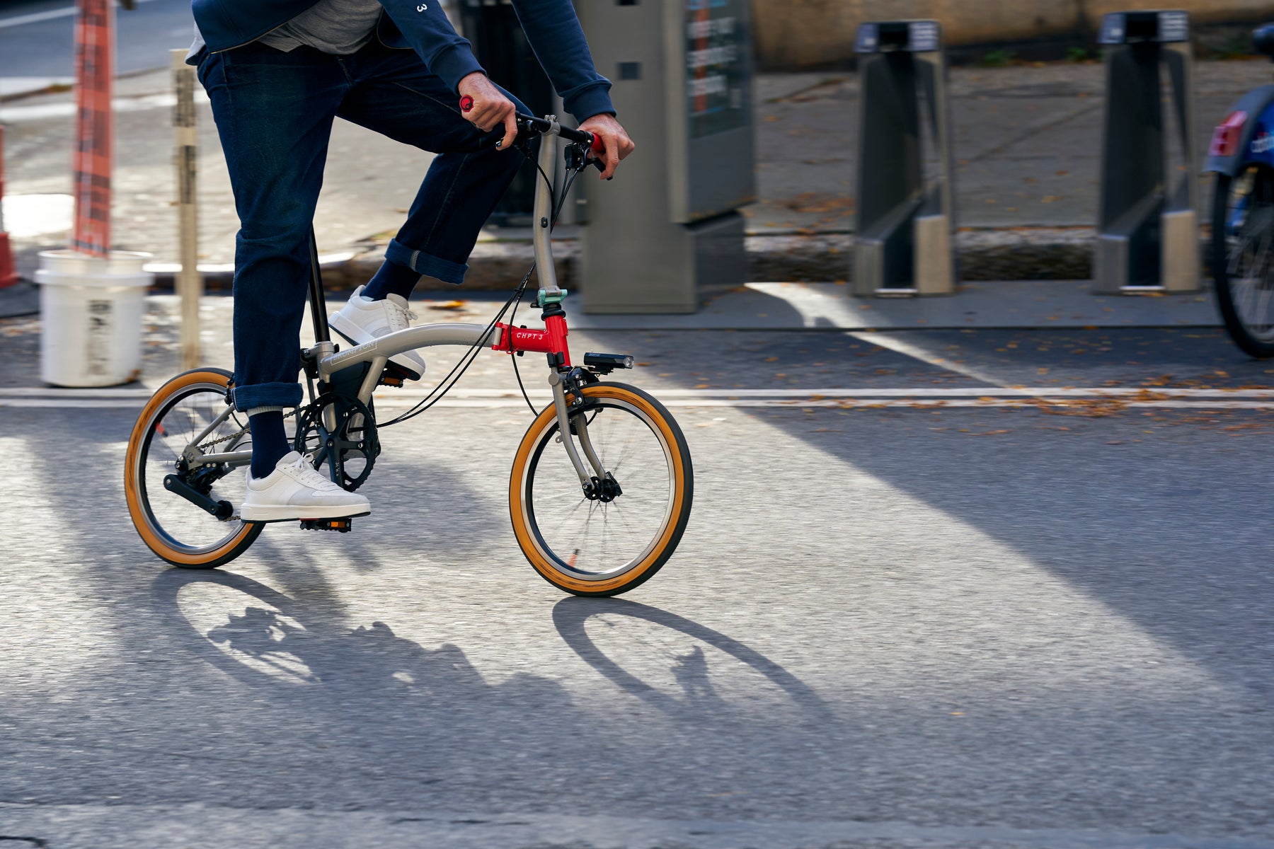 A Knight Ryder on a CHPT3 V4 Brompton bike